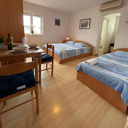 Apartment Alfirev Vodice Exteriör bild
