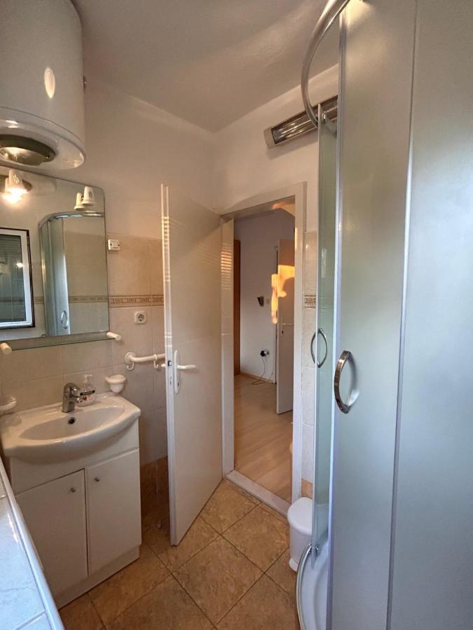 Apartment Alfirev Vodice Exteriör bild