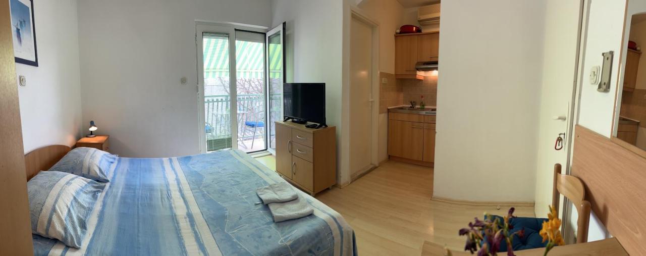 Apartment Alfirev Vodice Exteriör bild