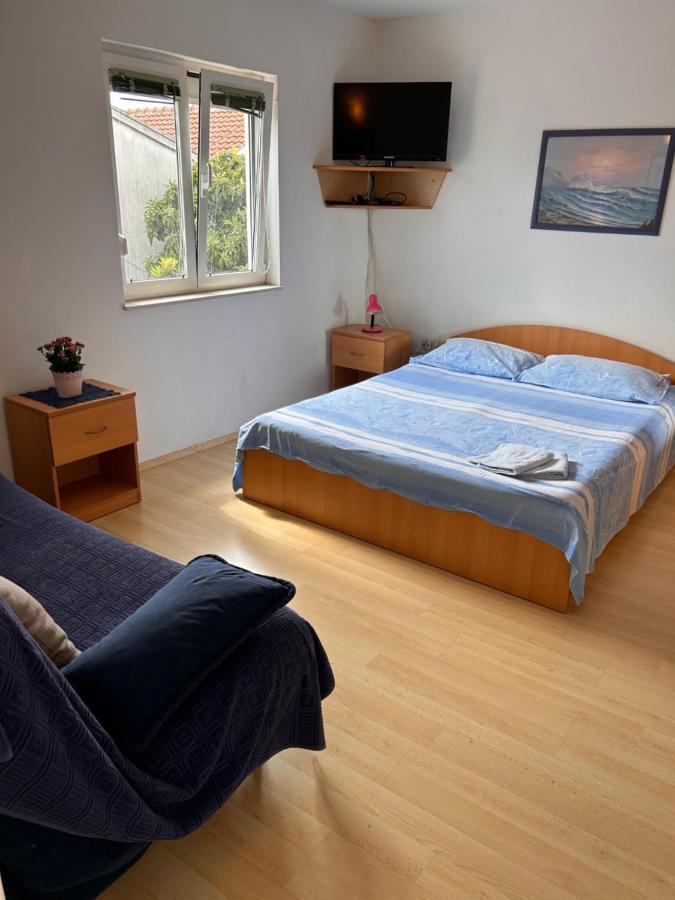 Apartment Alfirev Vodice Exteriör bild